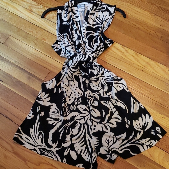 New York & Company Pants - 🎉5 for $20 NY&Co romper